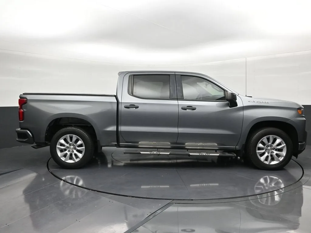 2021 Chevrolet Silverado 1500 Custom photo 6