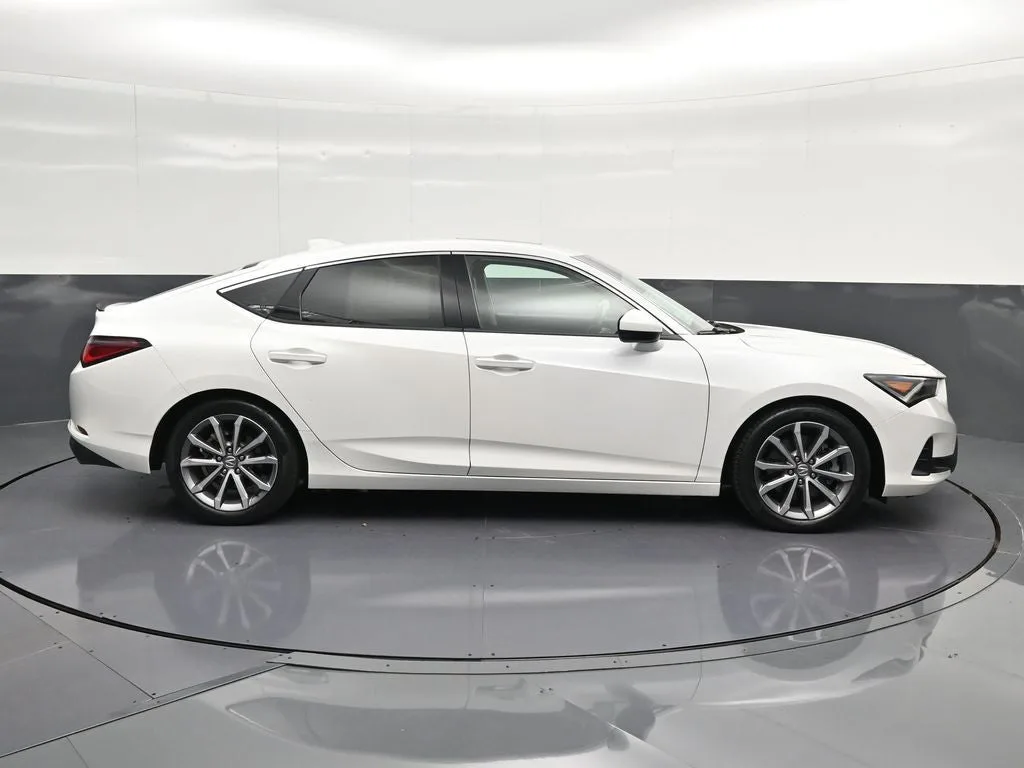 2023 Acura Integra Base photo 4