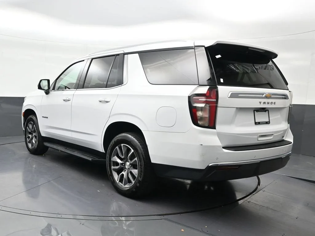 2022 Chevrolet Tahoe LT photo 3