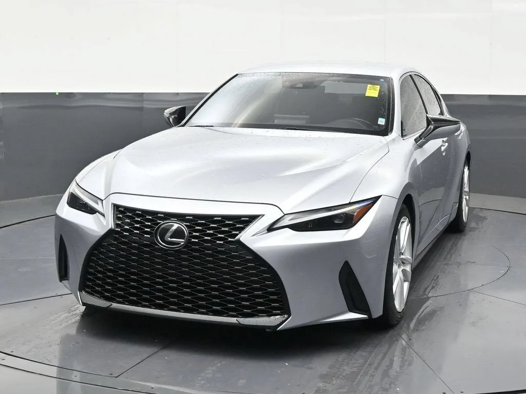 2021 Lexus IS 300 IS 300 photo 8