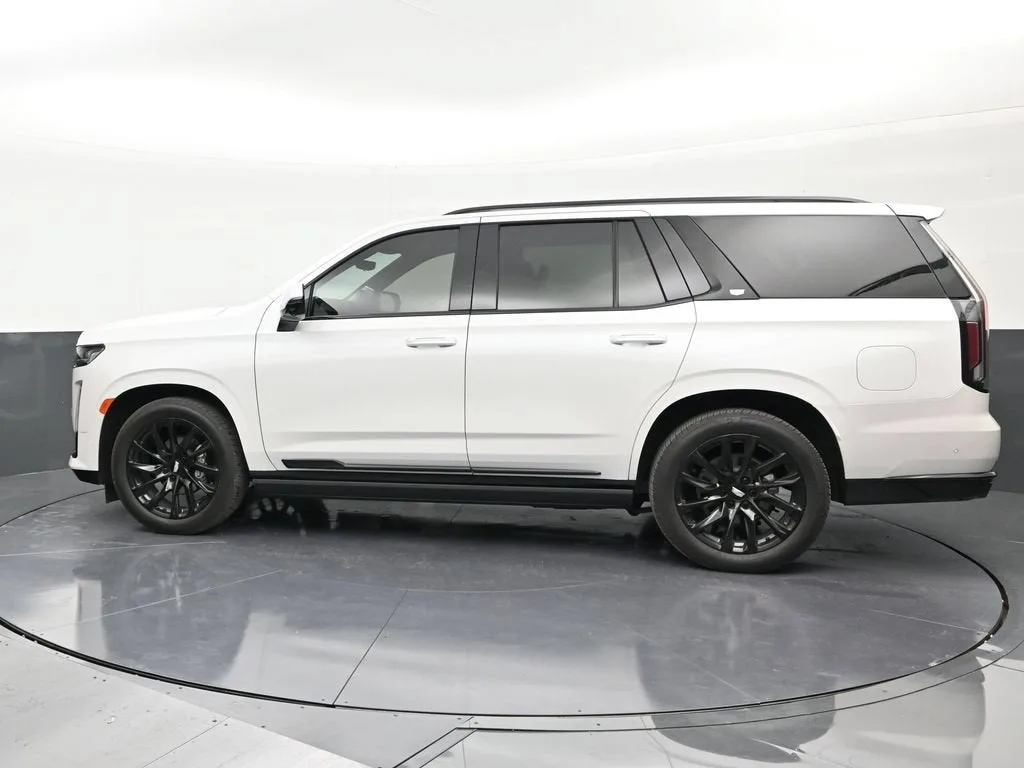 2024 Cadillac Escalade Sport Platinum photo 2