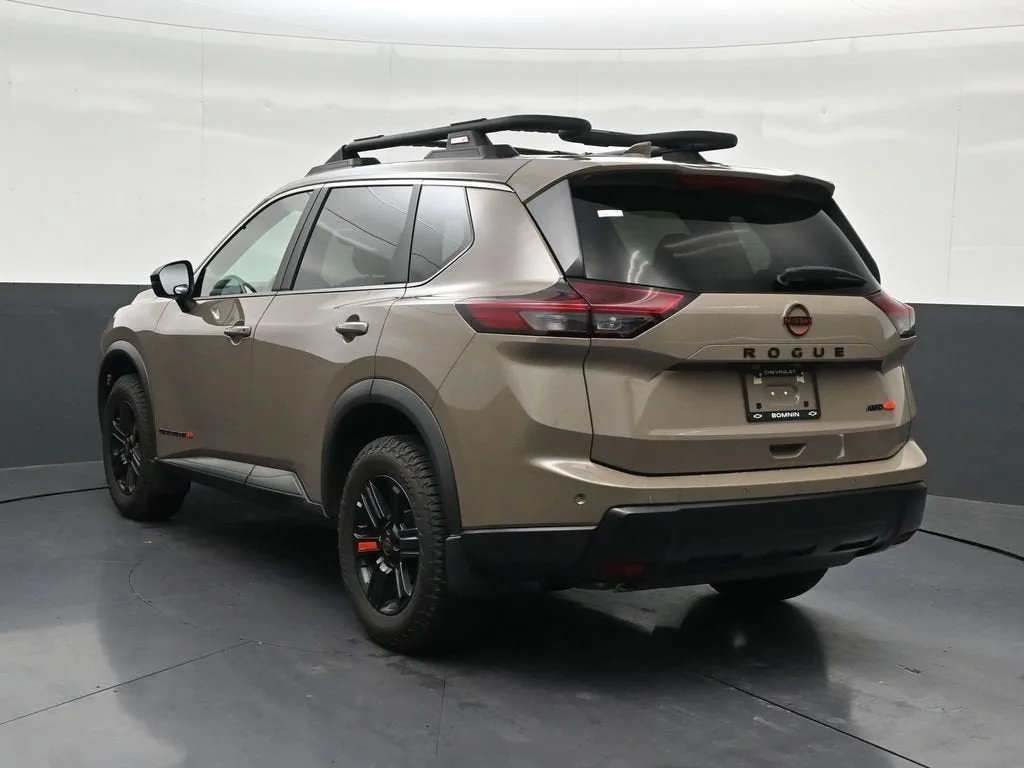 2025 Nissan Rogue Rock Creek photo 3