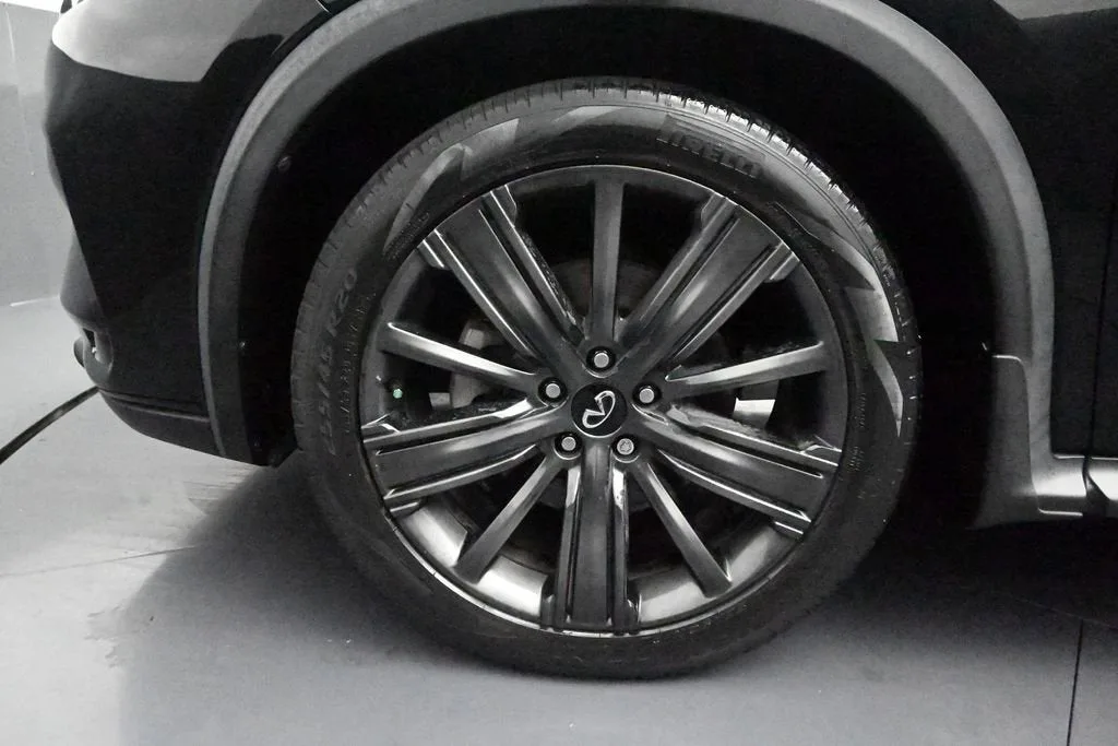 2020 INFINITI QX50 ESSENTIAL photo 11
