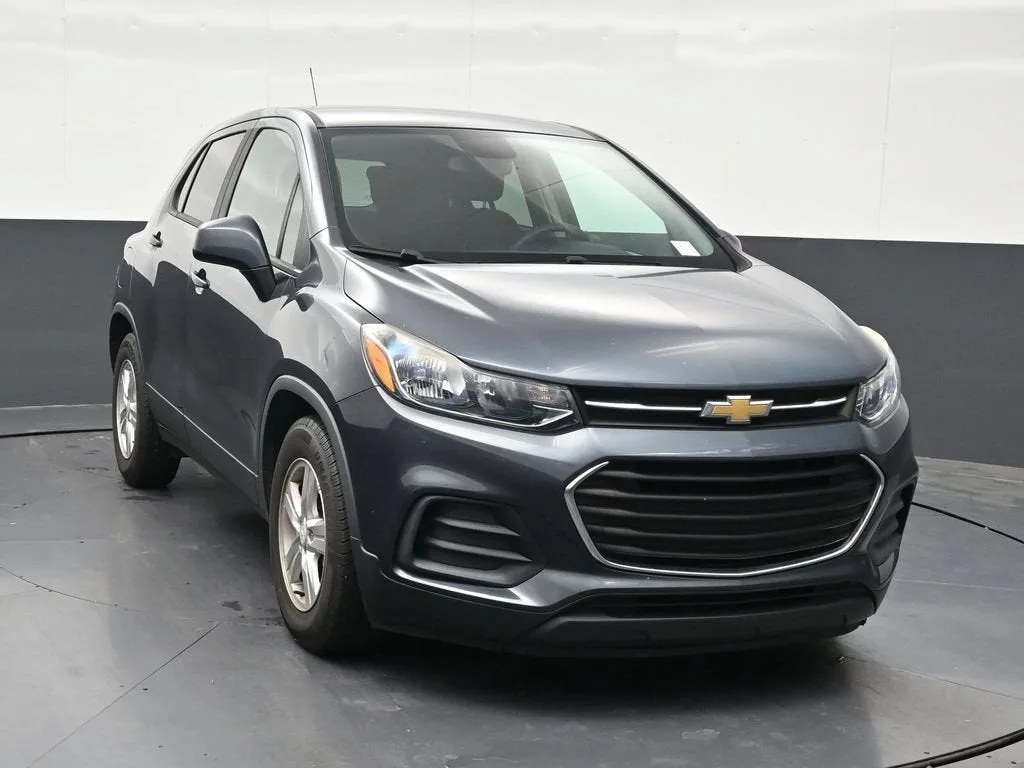 2021 Chevrolet Trax LS photo 8