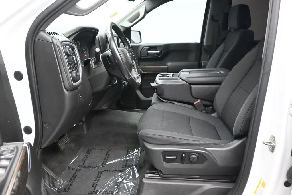 2021 Chevrolet Silverado 1500 LT photo 11