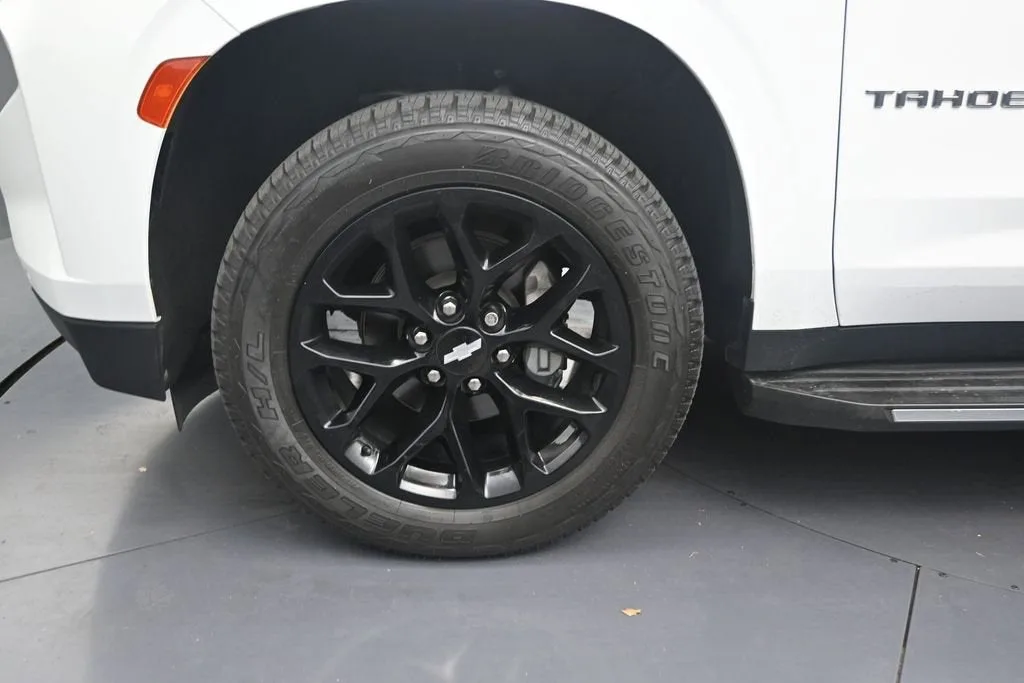 2022 Chevrolet Tahoe LS photo 9