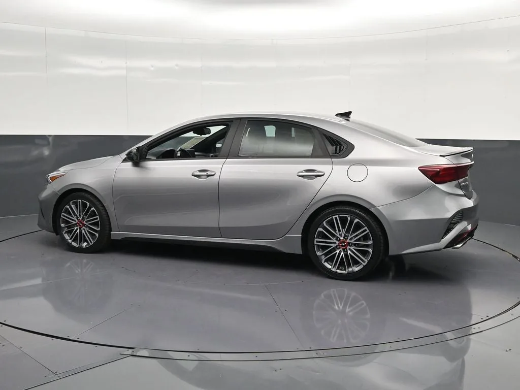2024 Kia Forte GT photo 8