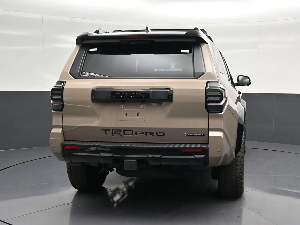 2025 Toyota 4Runner i-FORCE MAX Hybrid TRD Pro photo 2