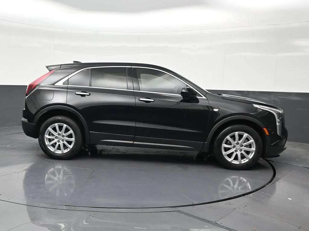 2023 Cadillac XT4 Luxury photo 7