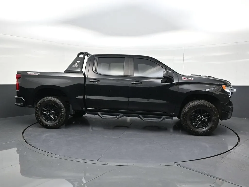 2022 Chevrolet Silverado 1500 LT Trail Boss photo 7