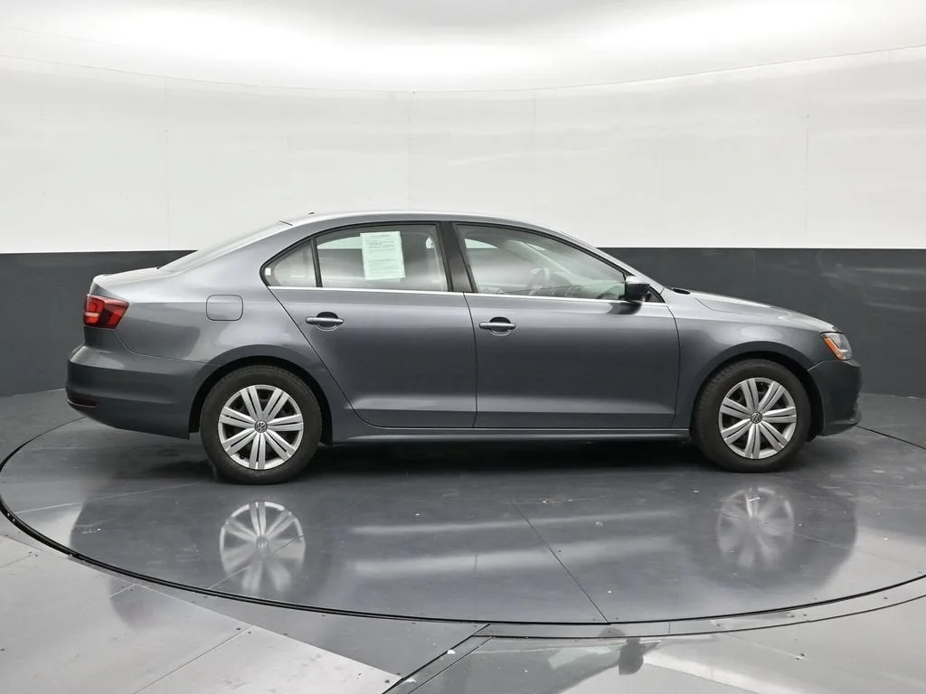 2017 Volkswagen Jetta 1.4T S photo 6