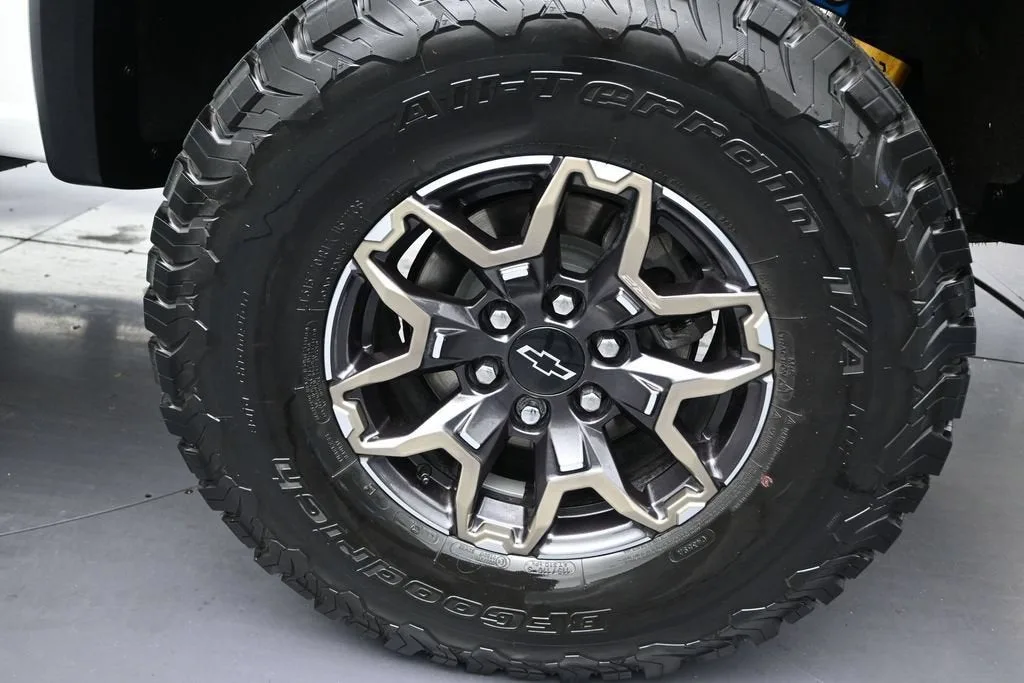 2024 Chevrolet Colorado ZR2 photo 10