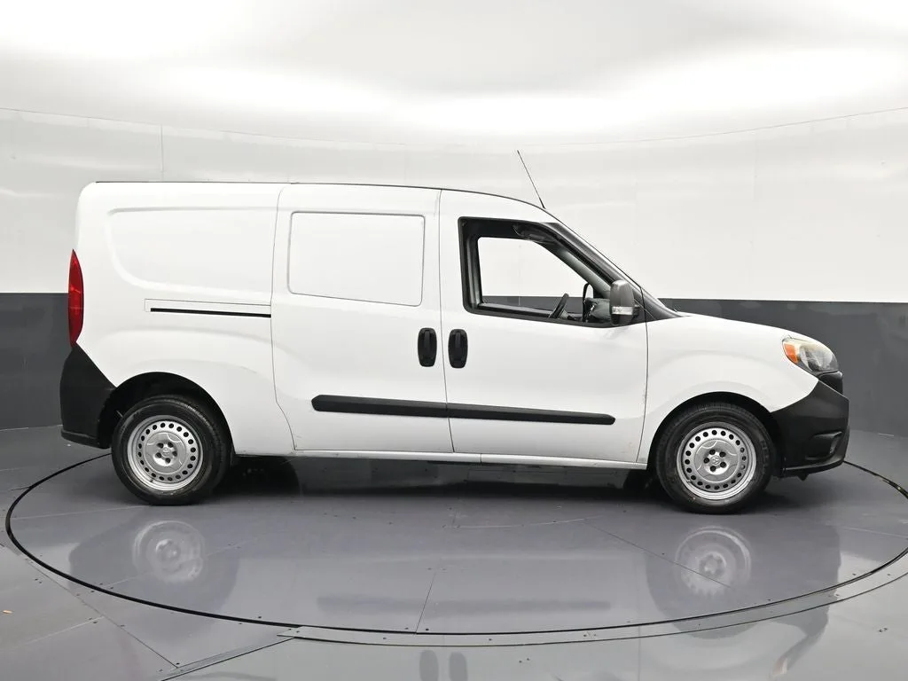 2020 RAM ProMaster City Tradesman photo 4