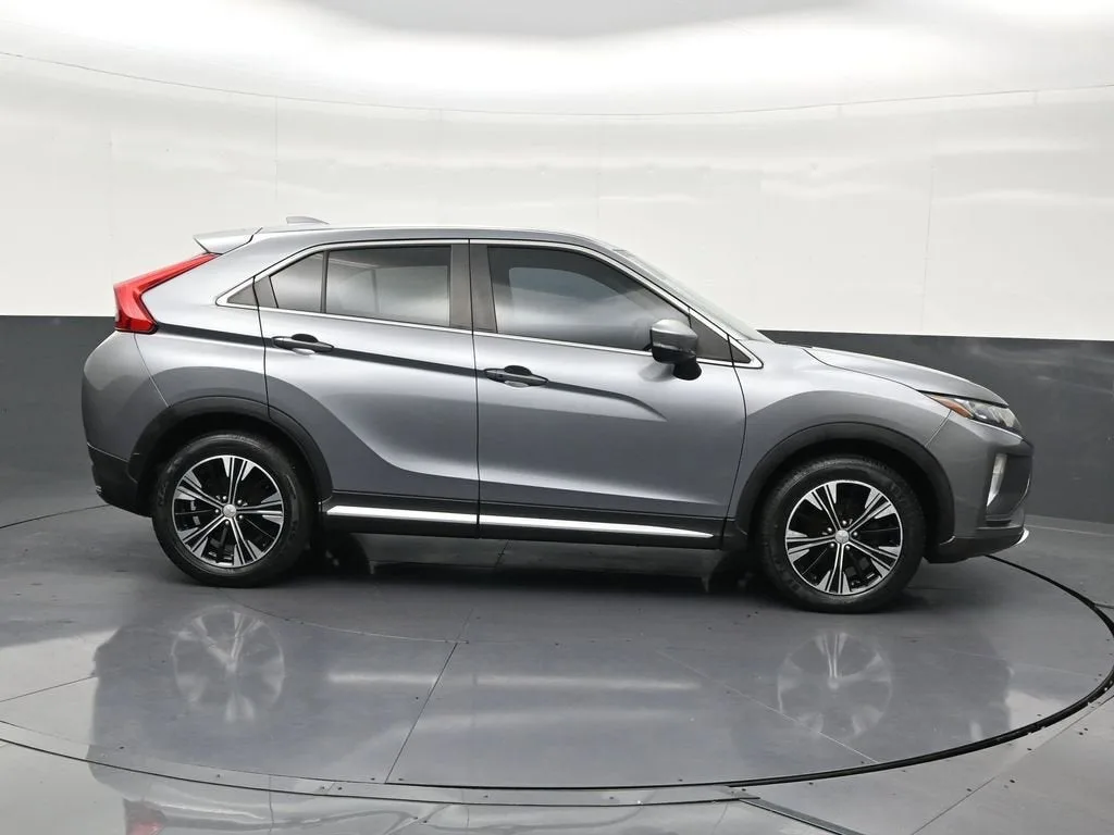 2020 Mitsubishi Eclipse Cross SE 1.5T photo 6