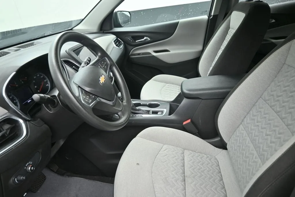 2024 Chevrolet Equinox LS photo 11