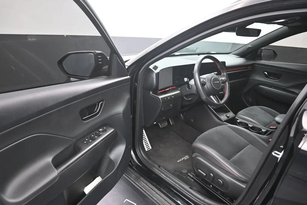 2024 Hyundai Kona N Line photo 10