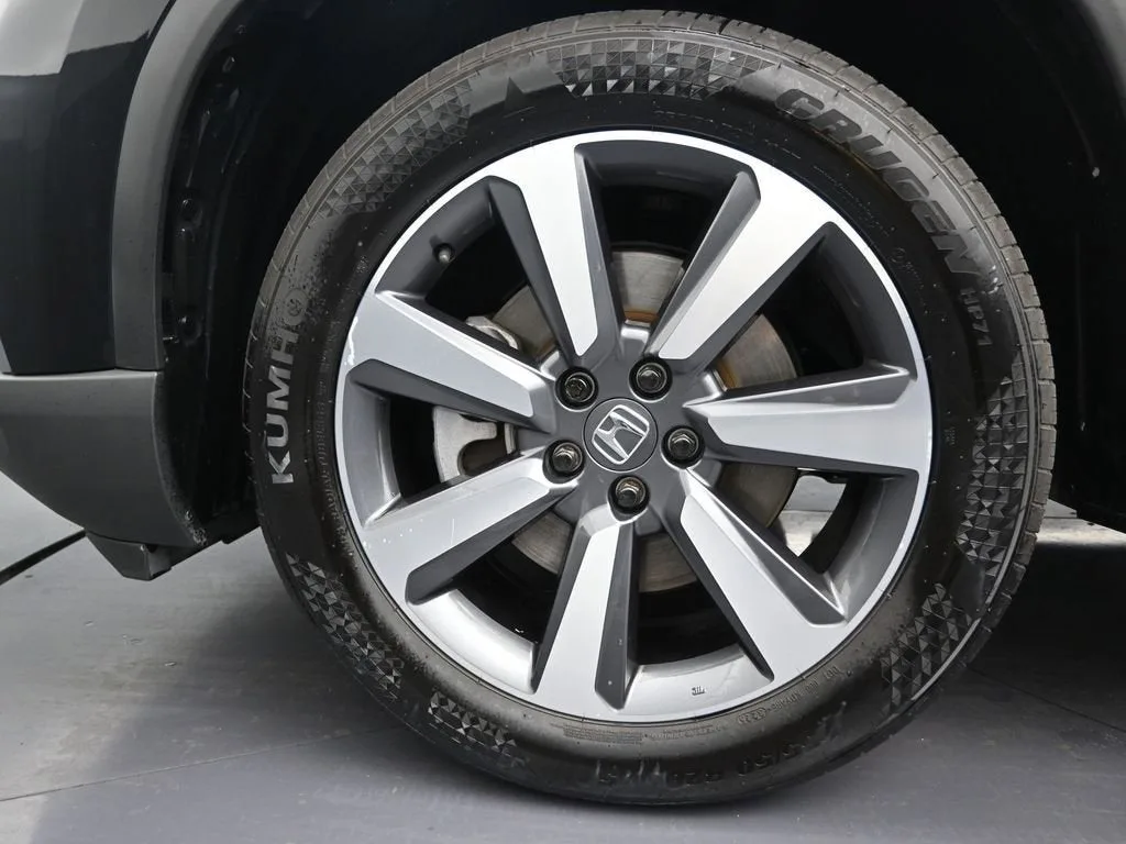 2023 Honda Pilot AWD Touring photo 12