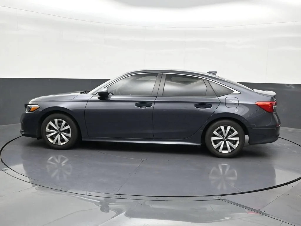 2024 Honda Civic Sedan LX photo 2