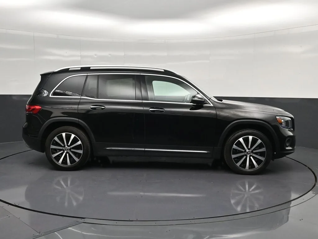 2022 Mercedes-Benz GLB GLB 250 photo 4