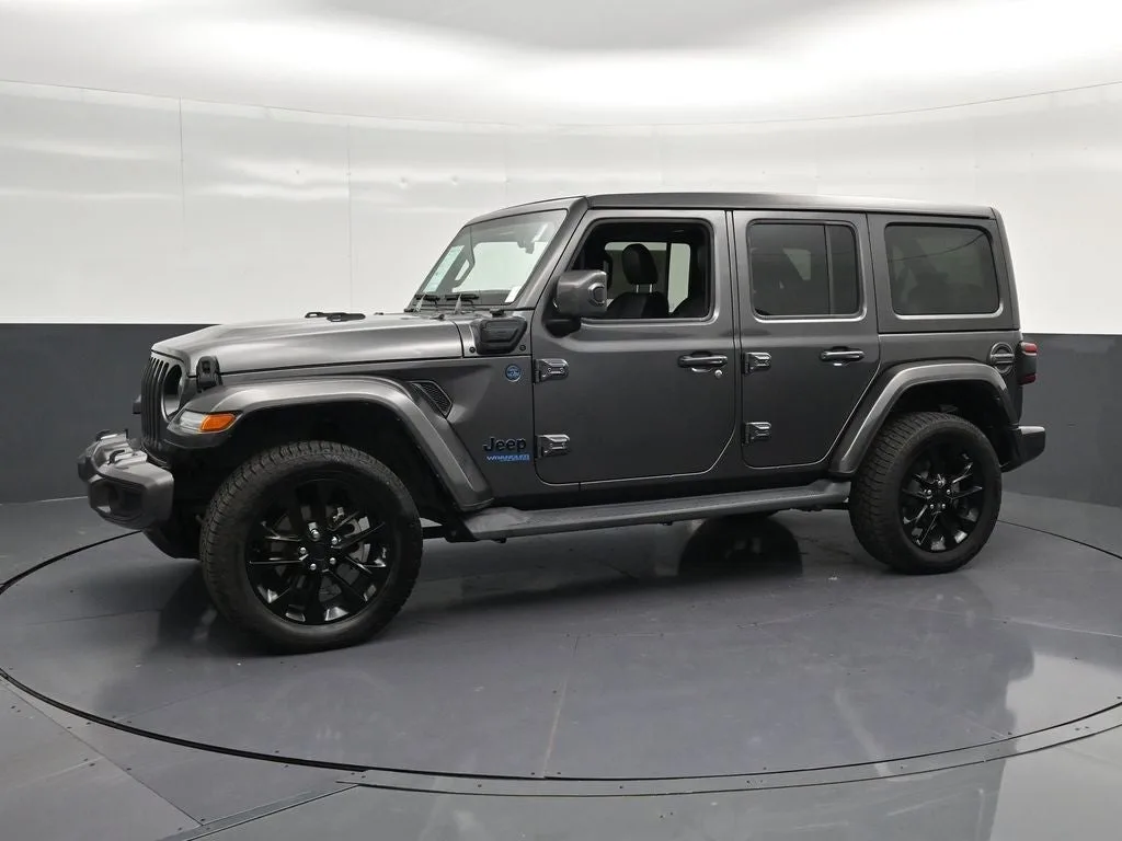 2021 Jeep Wrangler Unlimited Sahara 4xe photo 7