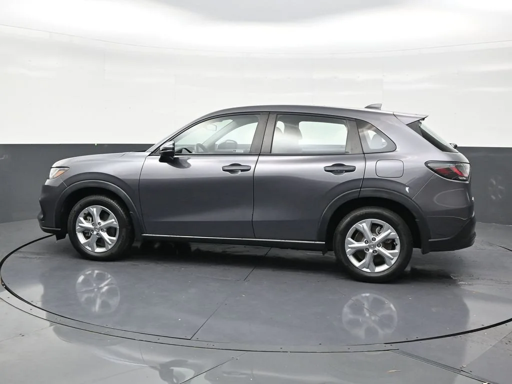 2024 Honda HR-V 2WD LX photo 2