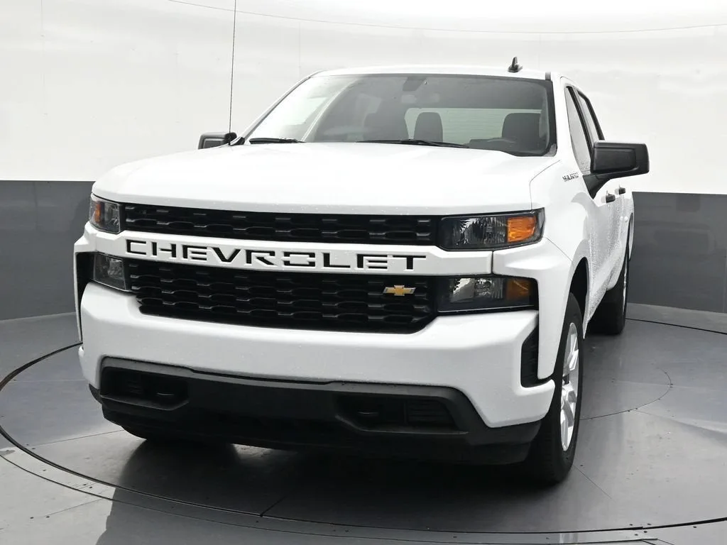 2021 Chevrolet Silverado 1500 Custom photo 9