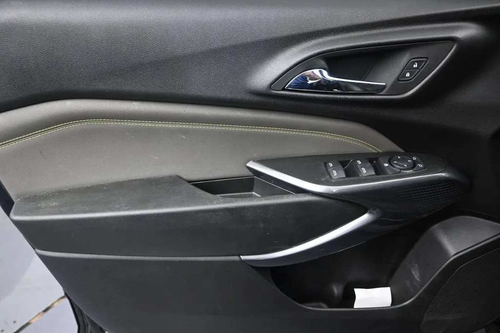 2025 Chevrolet Trax ACTIV photo 11