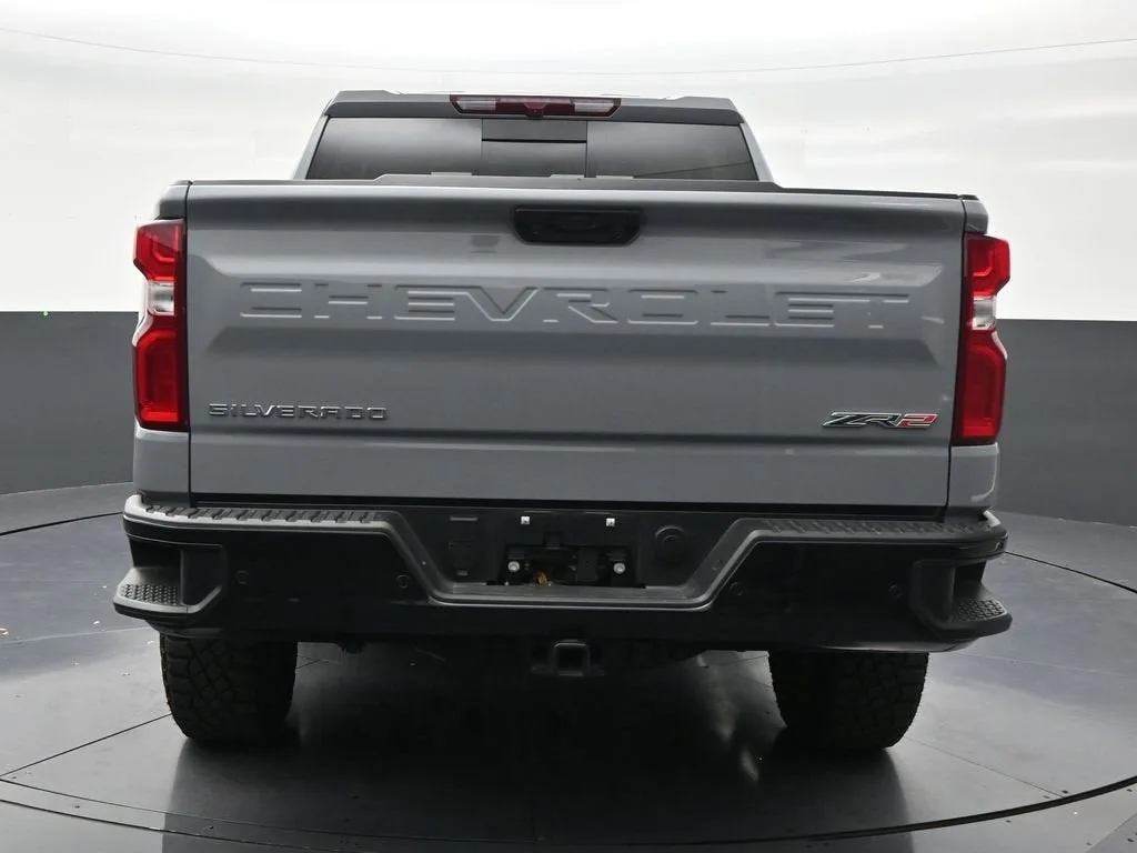 2025 Chevrolet Silverado 1500 ZR2 photo 4