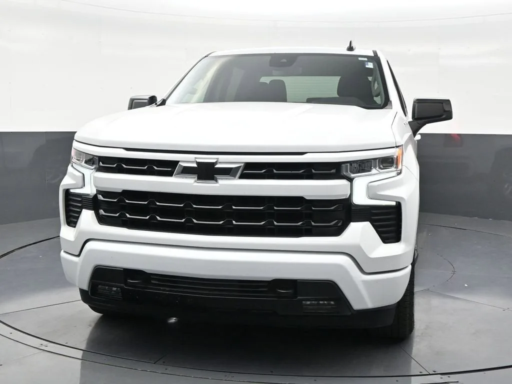 2024 Chevrolet Silverado 1500 RST photo 8