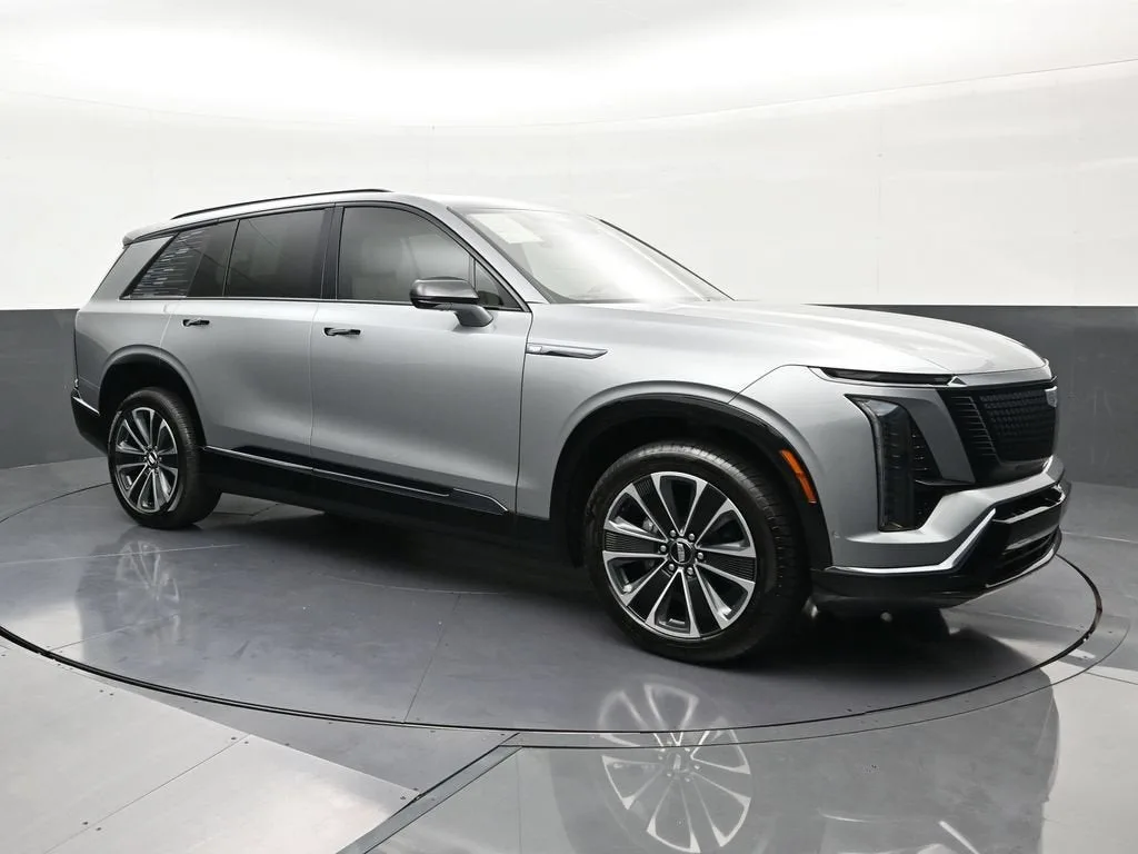 2026 Cadillac VISTIQ Sport photo 7