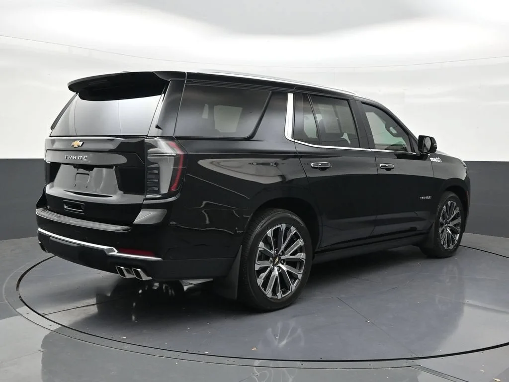 2025 Chevrolet Tahoe High Country photo 5
