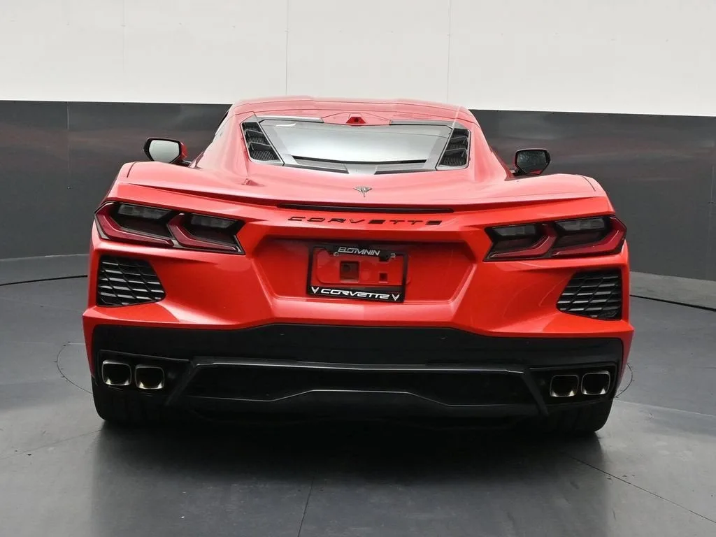 2024 Chevrolet Corvette Stingray 2LT photo 4
