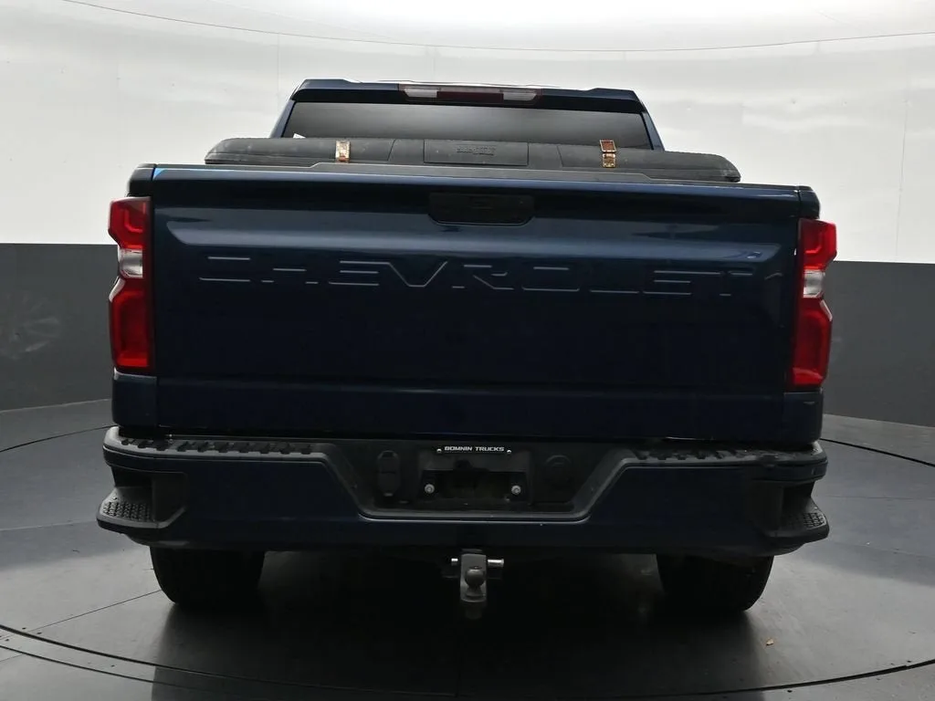 2022 Chevrolet Silverado 1500 LTD Custom photo 4
