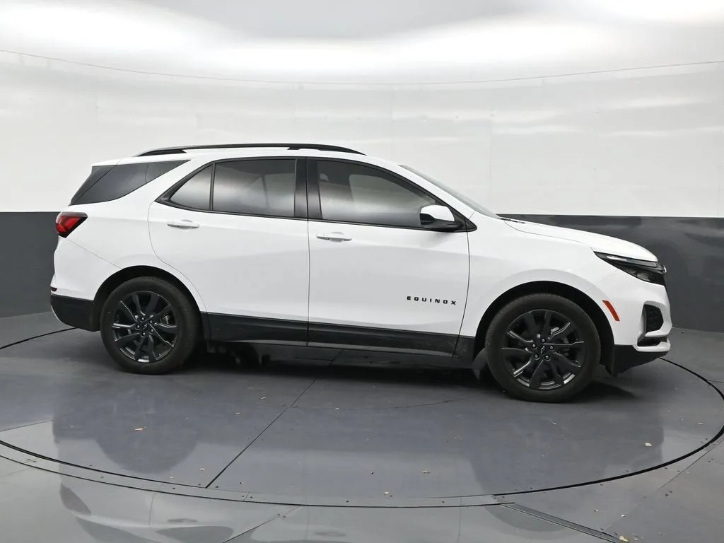 2024 Chevrolet Equinox RS photo 6