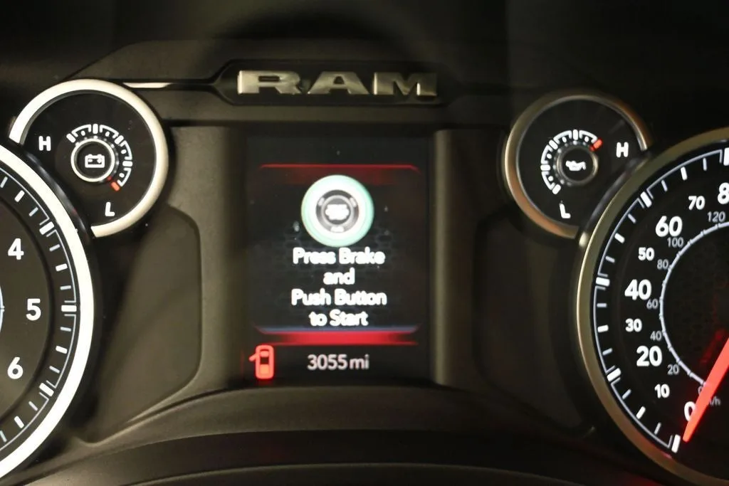 2025 RAM 1500 Tradesman photo 10