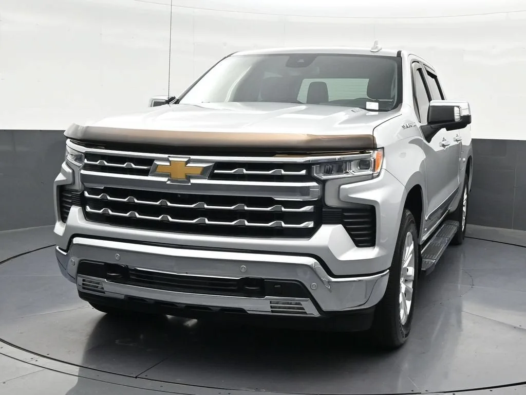 2022 Chevrolet Silverado 1500 LTZ photo 9