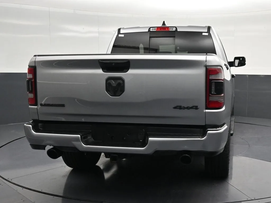 2024 RAM 1500 Laramie photo 2