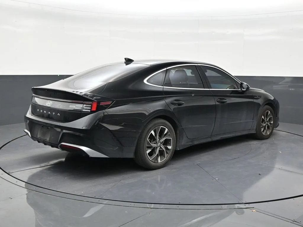 2024 Hyundai Sonata SEL photo 5