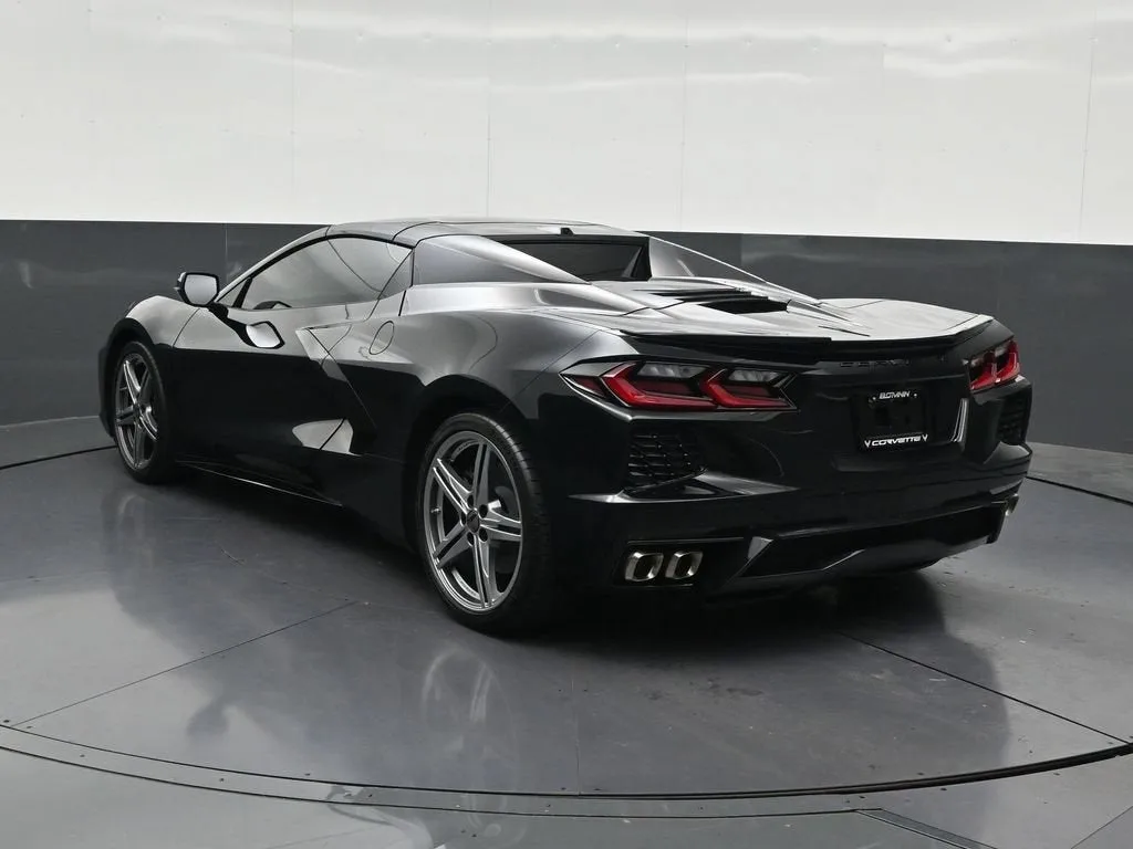 2026 Chevrolet Corvette Stingray 1LT photo 3