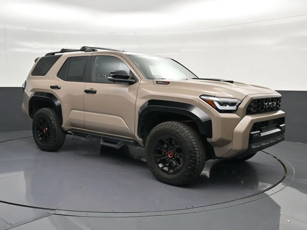2025 Toyota 4Runner i-FORCE MAX Hybrid TRD Pro photo 5