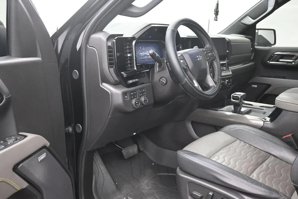 2024 Chevrolet Silverado 1500 ZR2 photo 11