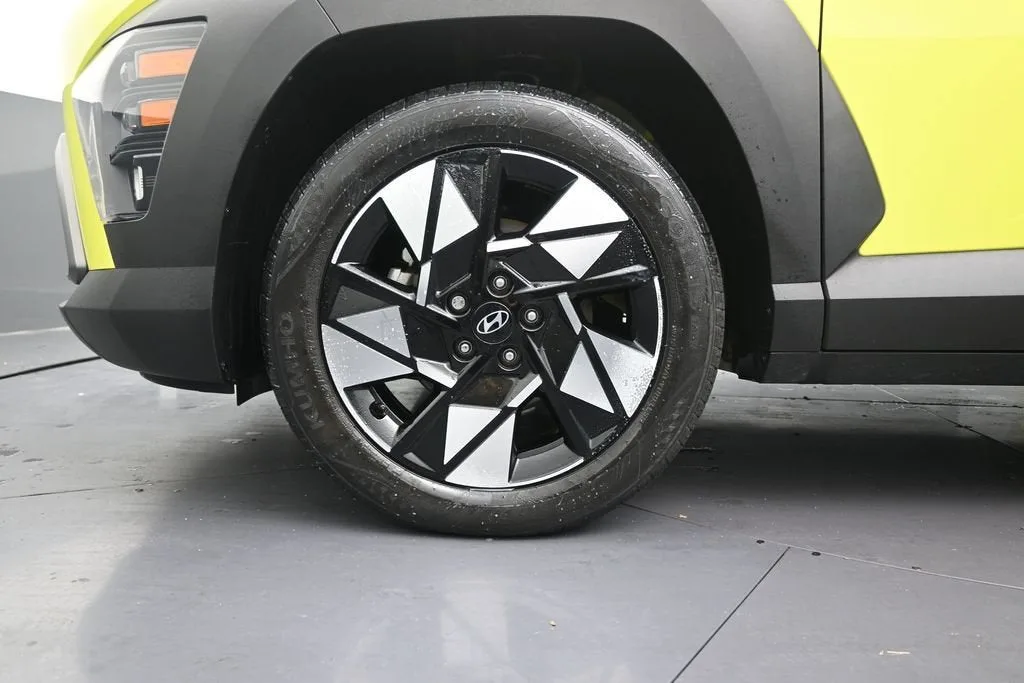 2024 Hyundai Kona SEL photo 10