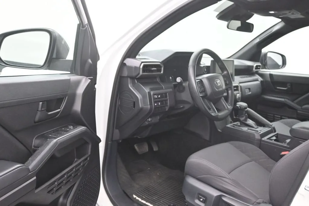 2024 Toyota Tacoma SR photo 11