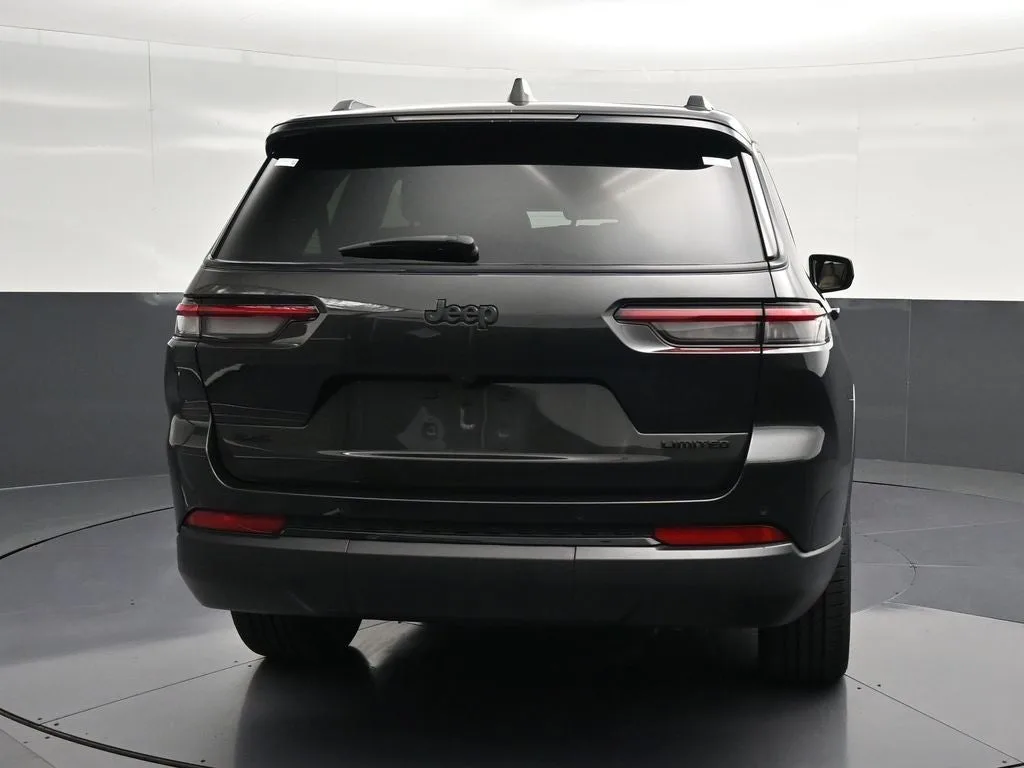 2024 Jeep Grand Cherokee L Limited photo 2