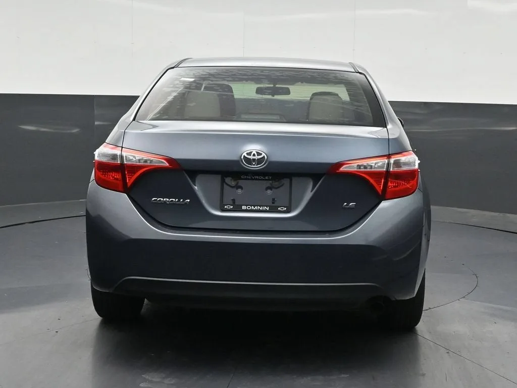 2015 Toyota Corolla L photo 4