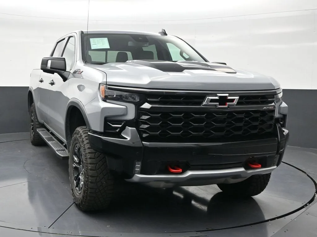 2025 Chevrolet Silverado 1500 ZR2 photo 7