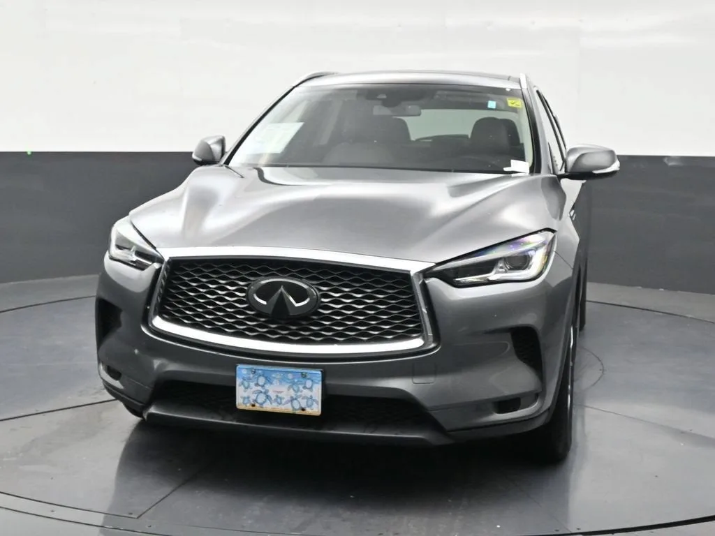 2023 INFINITI QX50 LUXE AWD photo 8