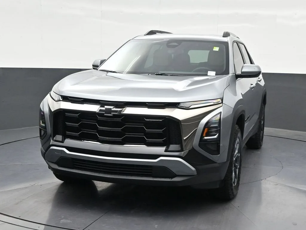 2026 Chevrolet Equinox ACTIV photo 9