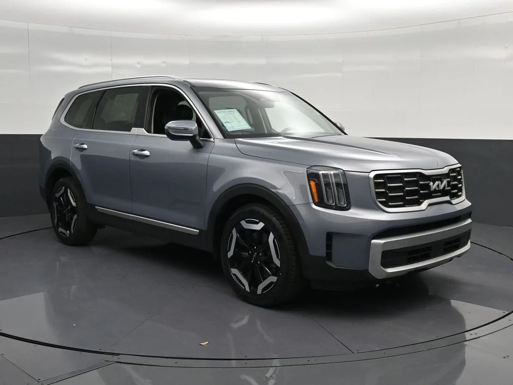 2024 Kia Telluride S photo 5