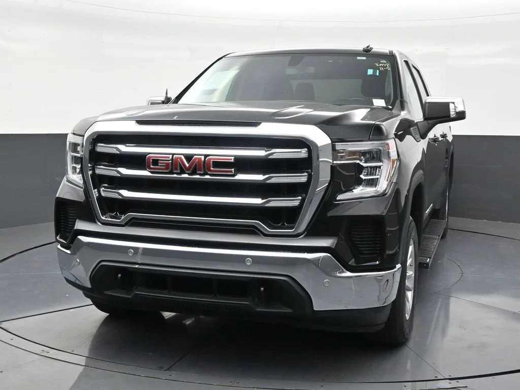 2022 GMC Sierra 1500 Limited SLE photo 8